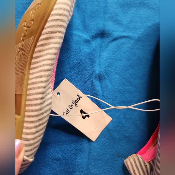 NWT Cat & Jack Girls 4 Ballet-Style Flats - Picture 5 of 10